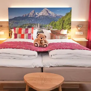 Hotel Edel Weiss BRE